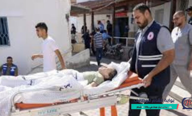 أطفال يعانون من أعراض الإنفلونزا في غزة داخل مراكز الإيواء