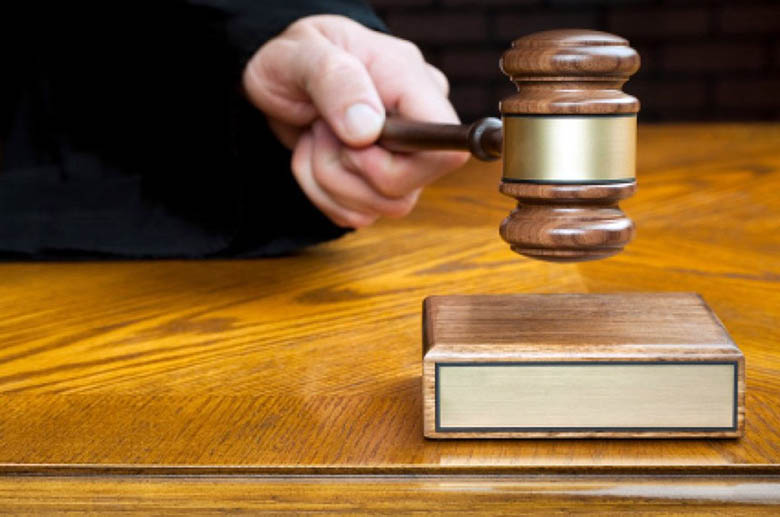 طلب تجديد الدعوى من الشطب عبر موقع وزارة العدل الامارات