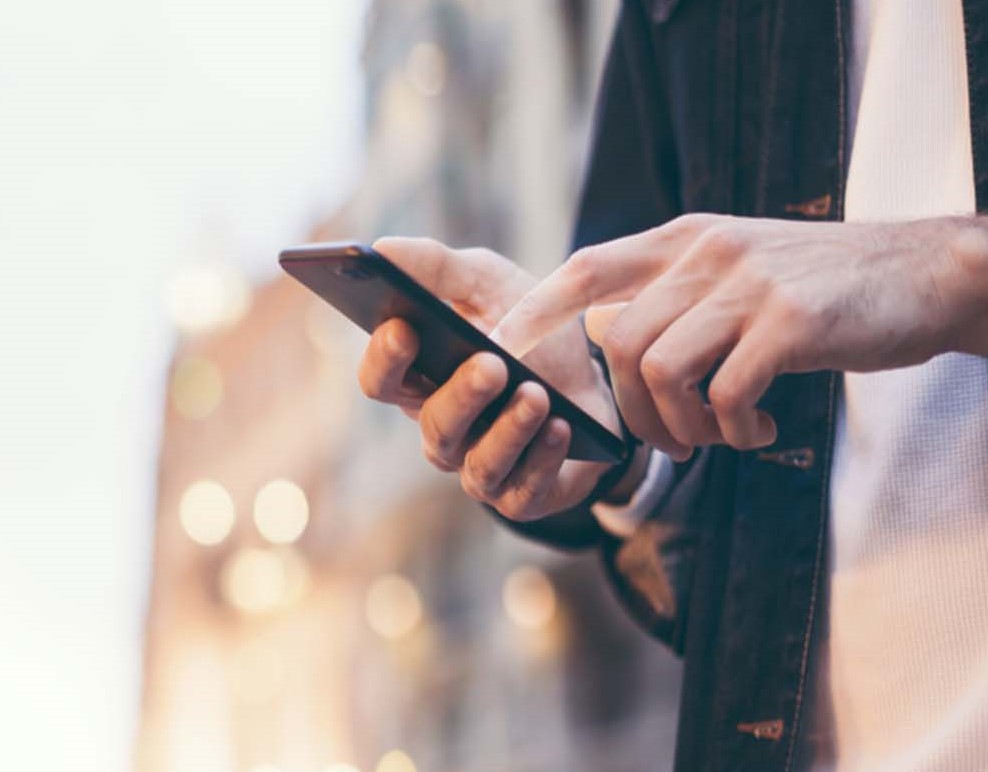 طريقة دفع مواقف ابو ظبي sms